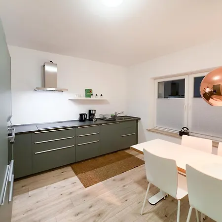 Apartment Moderne Fuer 6 Personen-wlan-vollausgestattet *